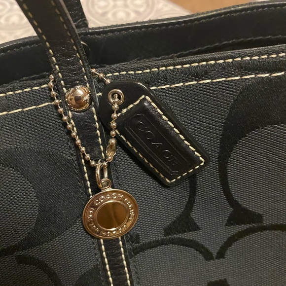 Women’s Coach Tote - Picture 8 of 16